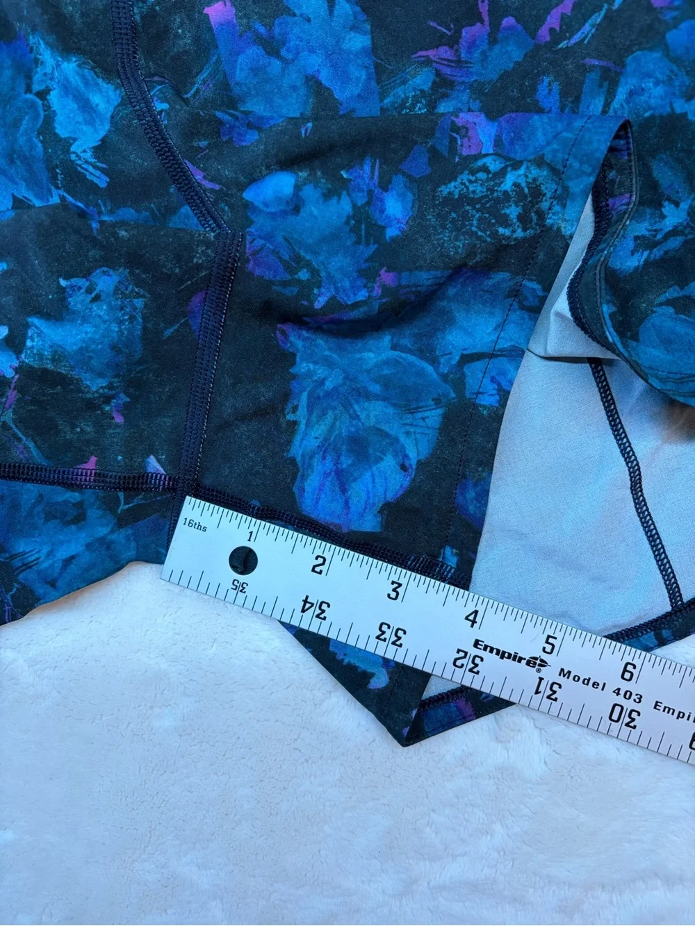Lululemon Women Speed Up Shorts Updated Floral Shift Blue/Black With Line Sz 8